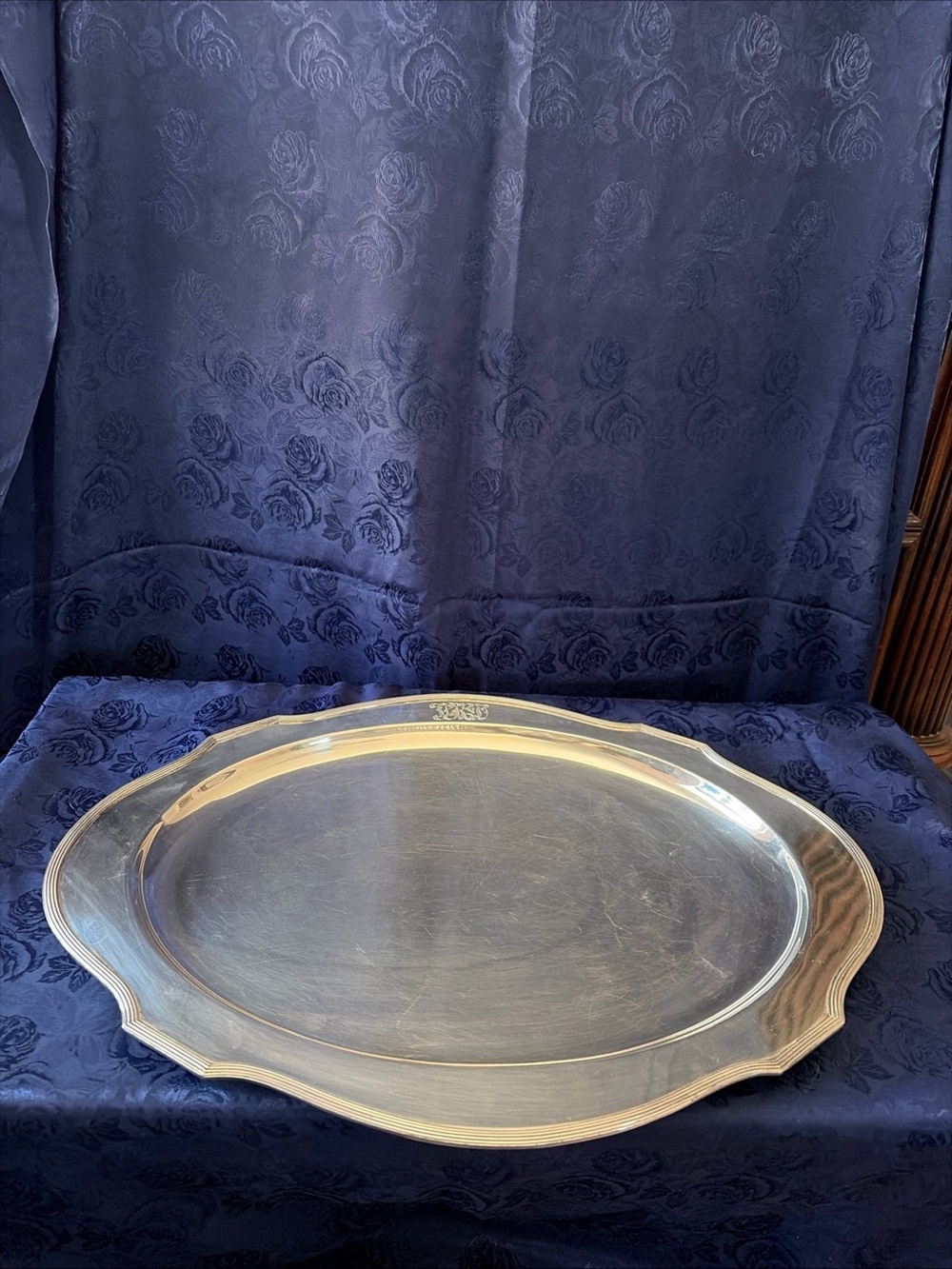Vintage Sheffield Silver Co 19.5” x 14.75” Oval Silver Plated Serving Tray